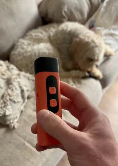 Repelente Ultrasónico para Perros — Dispositivo Anti-Ladrido Seguro y Recargable